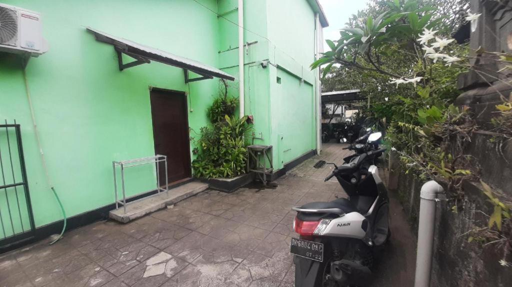 Oyo 90714 Umah Pande Tabanan Near Tanah Lot Hotel Buitenkant foto